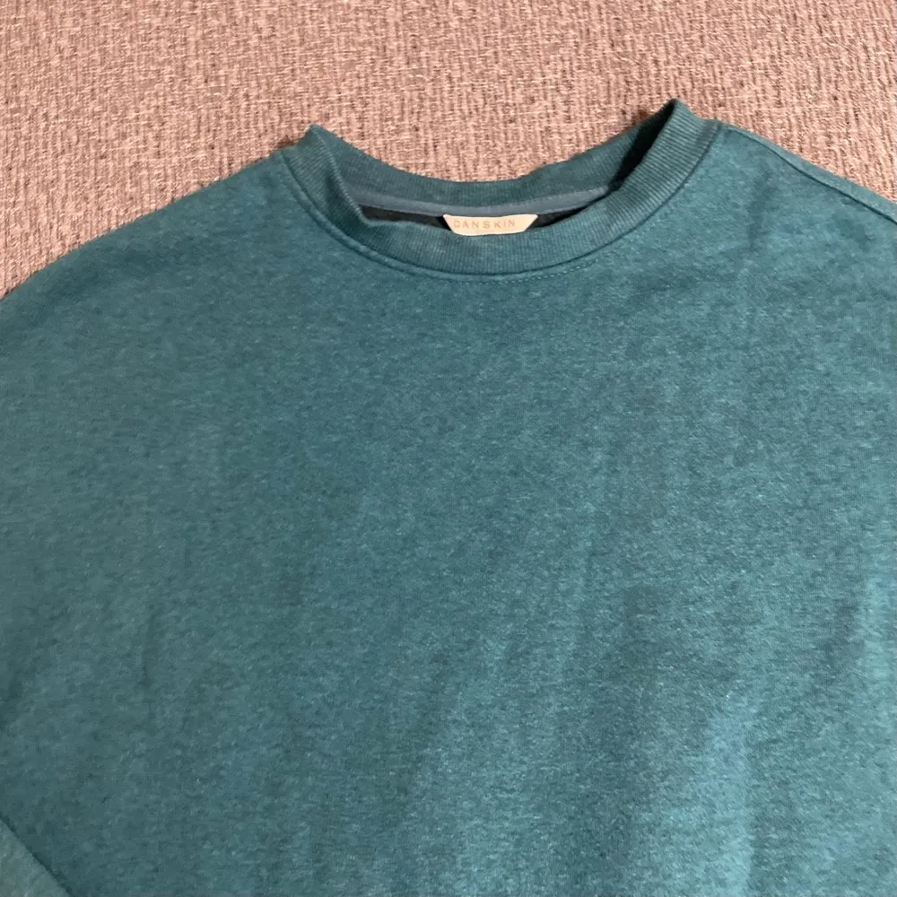 Danskin Women’s Sweatshirt - Image 6