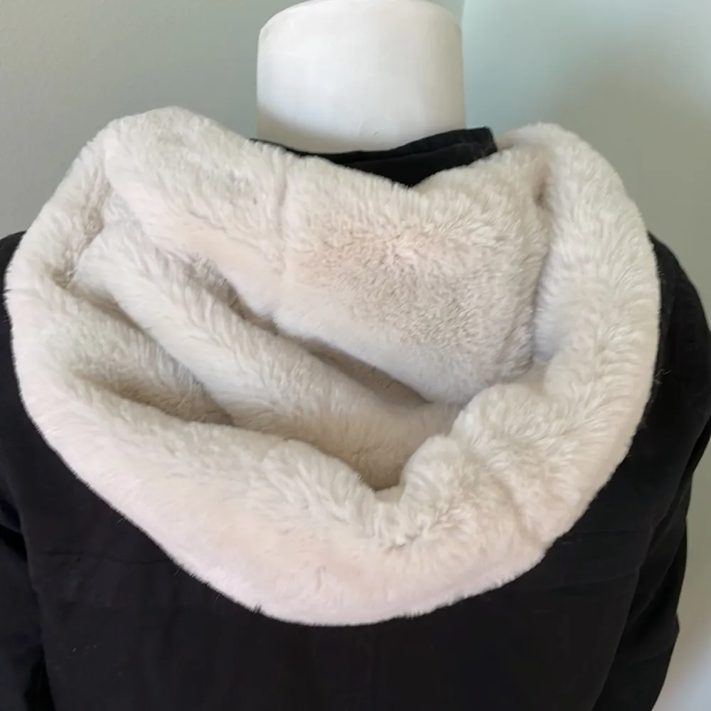 H&M black winter jacket with hood size 4 - Image 5