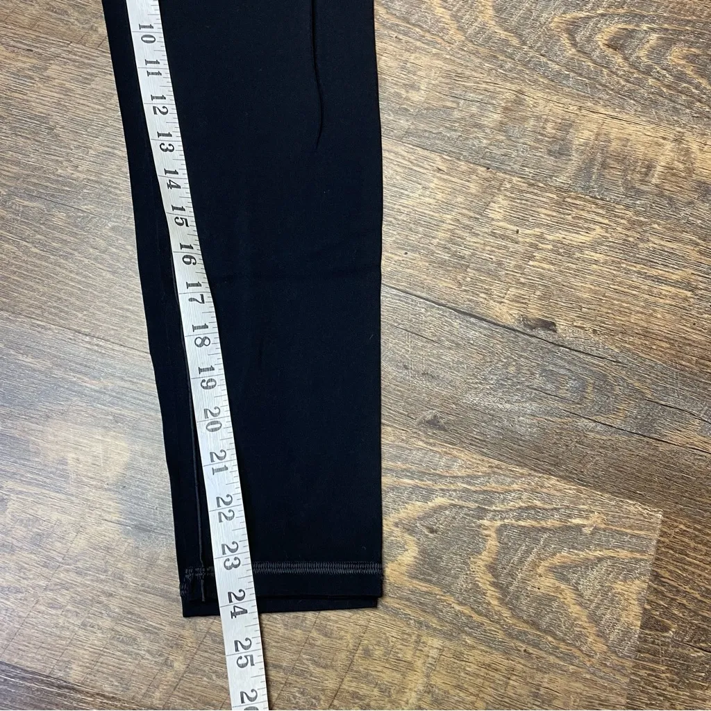 Offline by aerie Real Me Black 7/8 High Rise Leggings Womens Medium Pants - Image 8