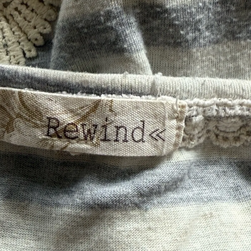 Rewind  Gray and Cream Short Sleeve Tee - Image 3