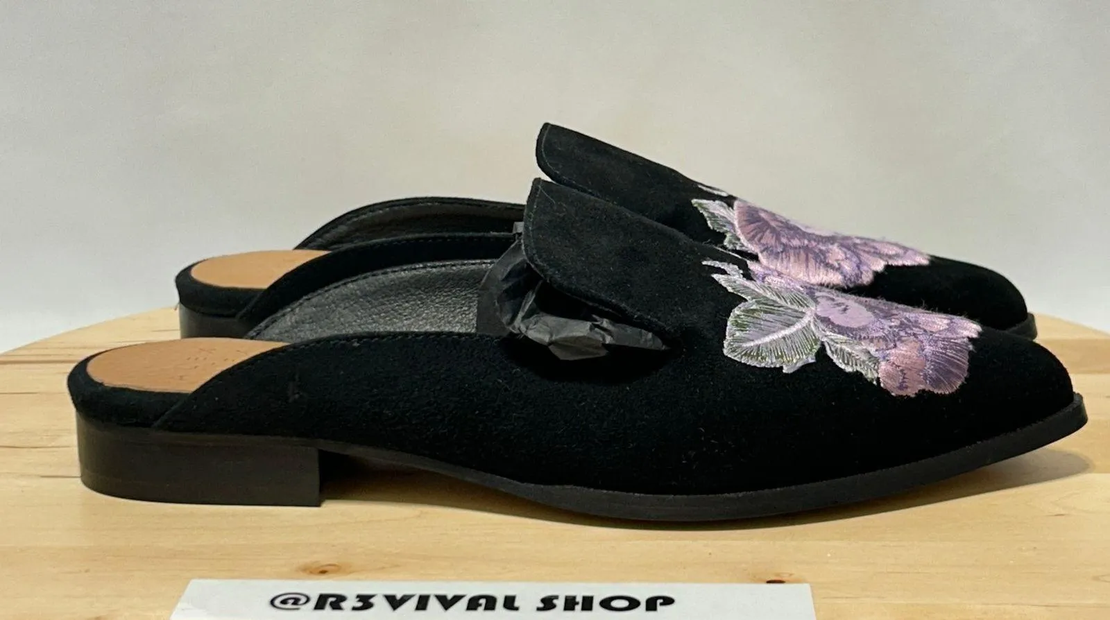 Alex + Alex Womens Black Embroidered Floral Pointed Toe Slip On Mule - Image 2