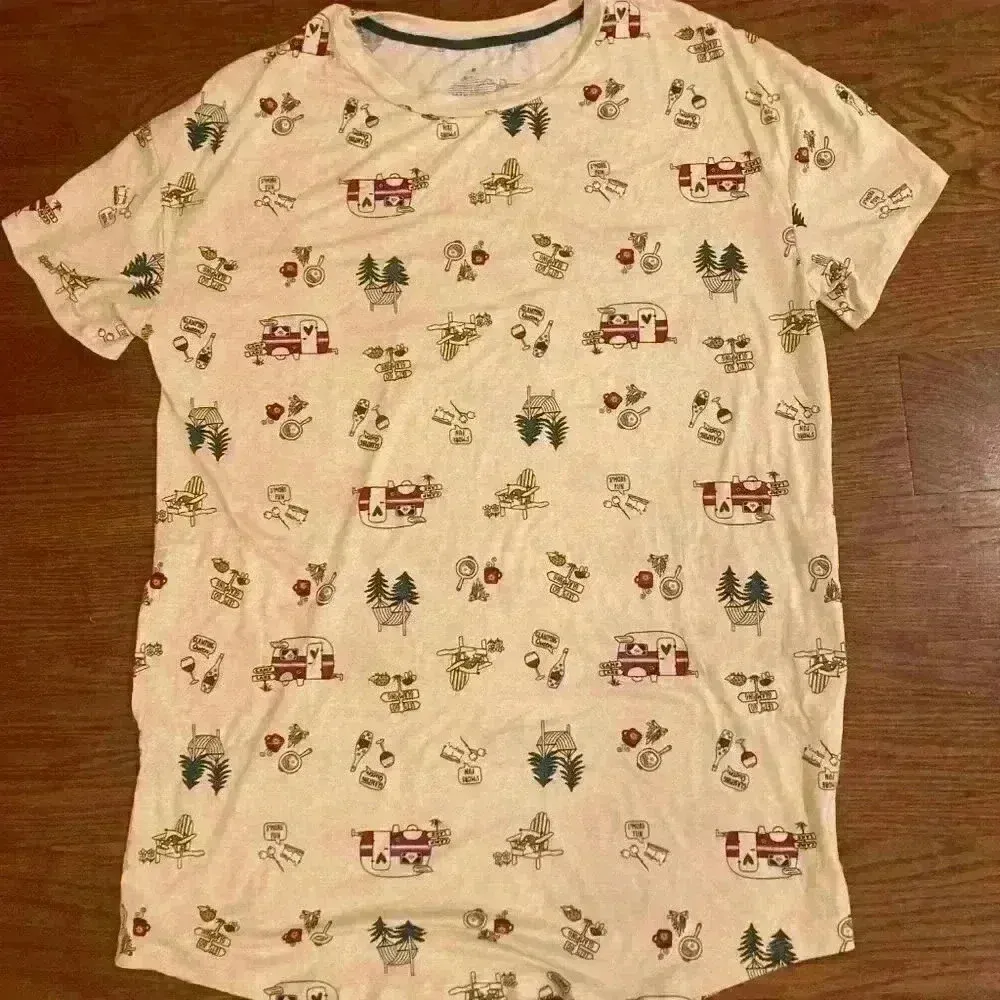 Camping Glamping Women's Oversized Nightgown Sleep Shirt size Large - Image 6