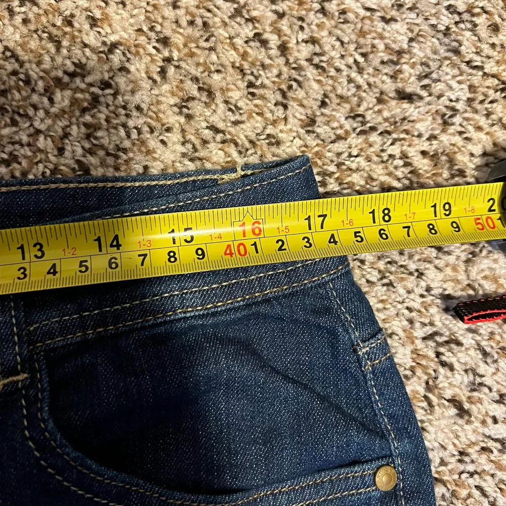 Charter Club Classic Straight Leg Medium Wash Denim Jeans Size 12 - Image 6