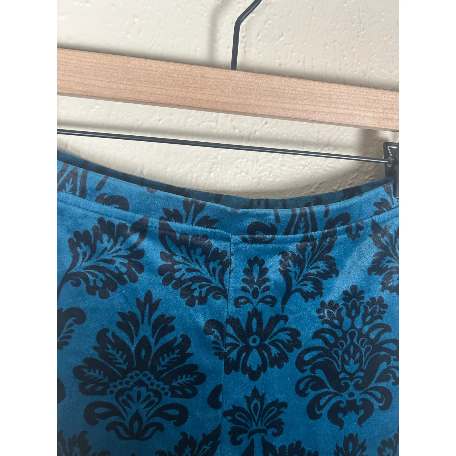 Chicos Size 0 US Small Velour Leggings Blue Teal Soft Stretch Pants Winter Pants - Image 9