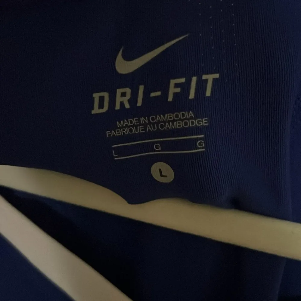 Nike blue active tank top retro sport - Image 2