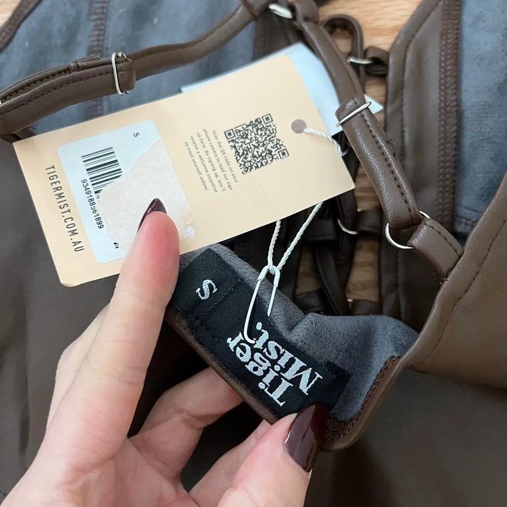 5/$25 Tiger mist top - Image 6