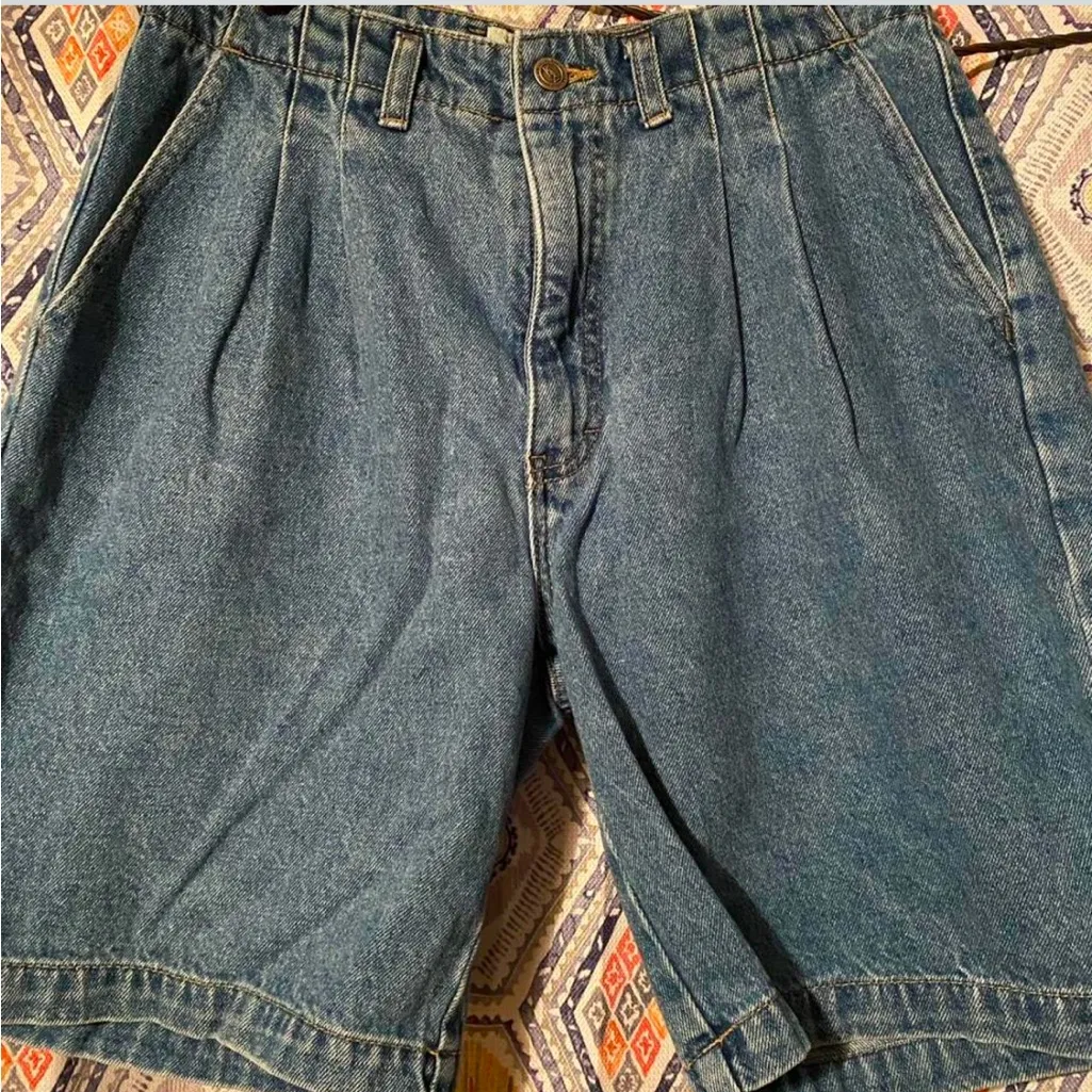 Northern Reflections Vintage Jean Shorts - Image 4