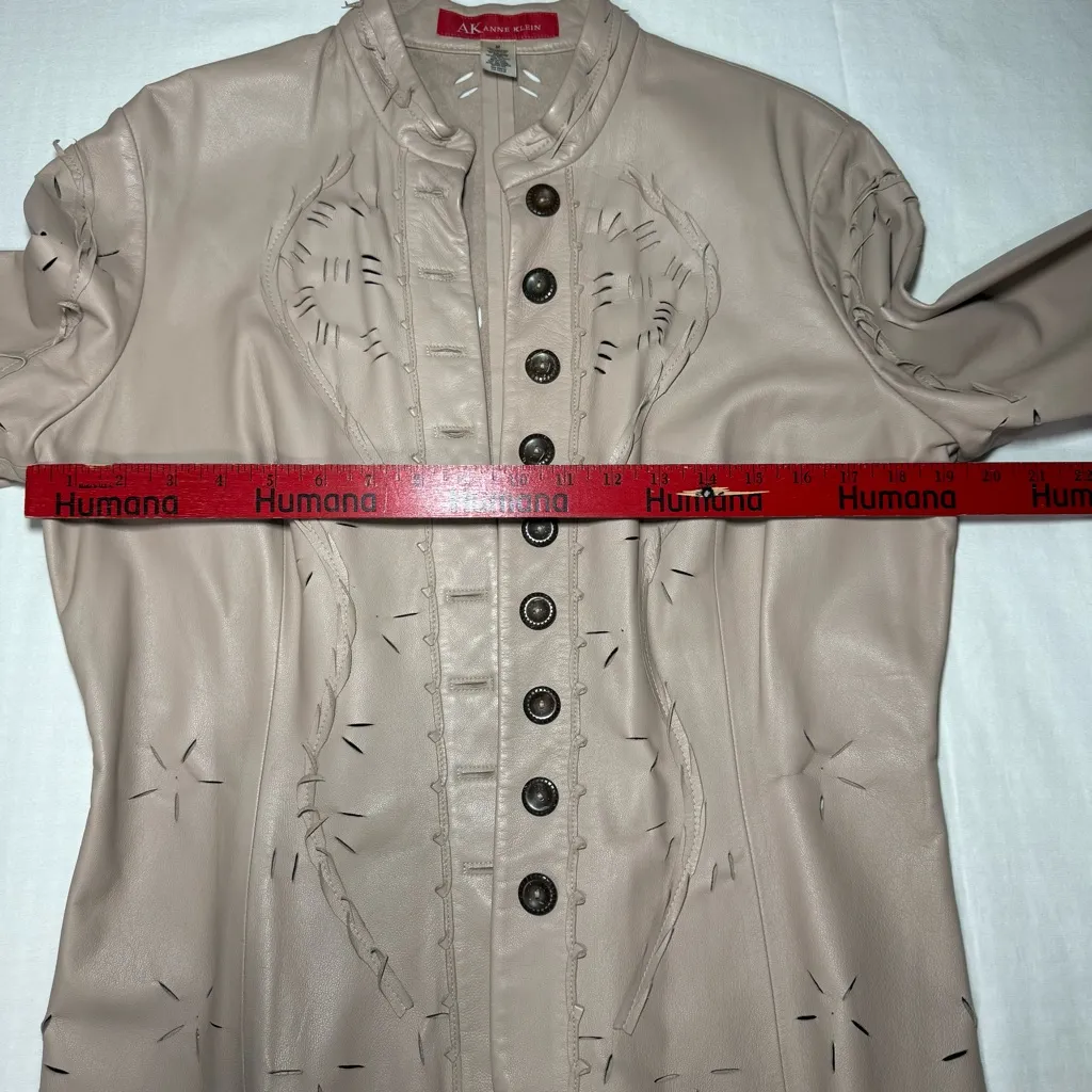 Anne Klein Beige Cut Out 100% Leather Jacket Size Medium Grunge Biker Button - Image 4