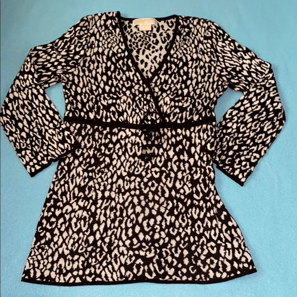 MICHAEL KORS cheetah knit tunic v neck wrap long sleeve waist drawstring size XS - Image 2
