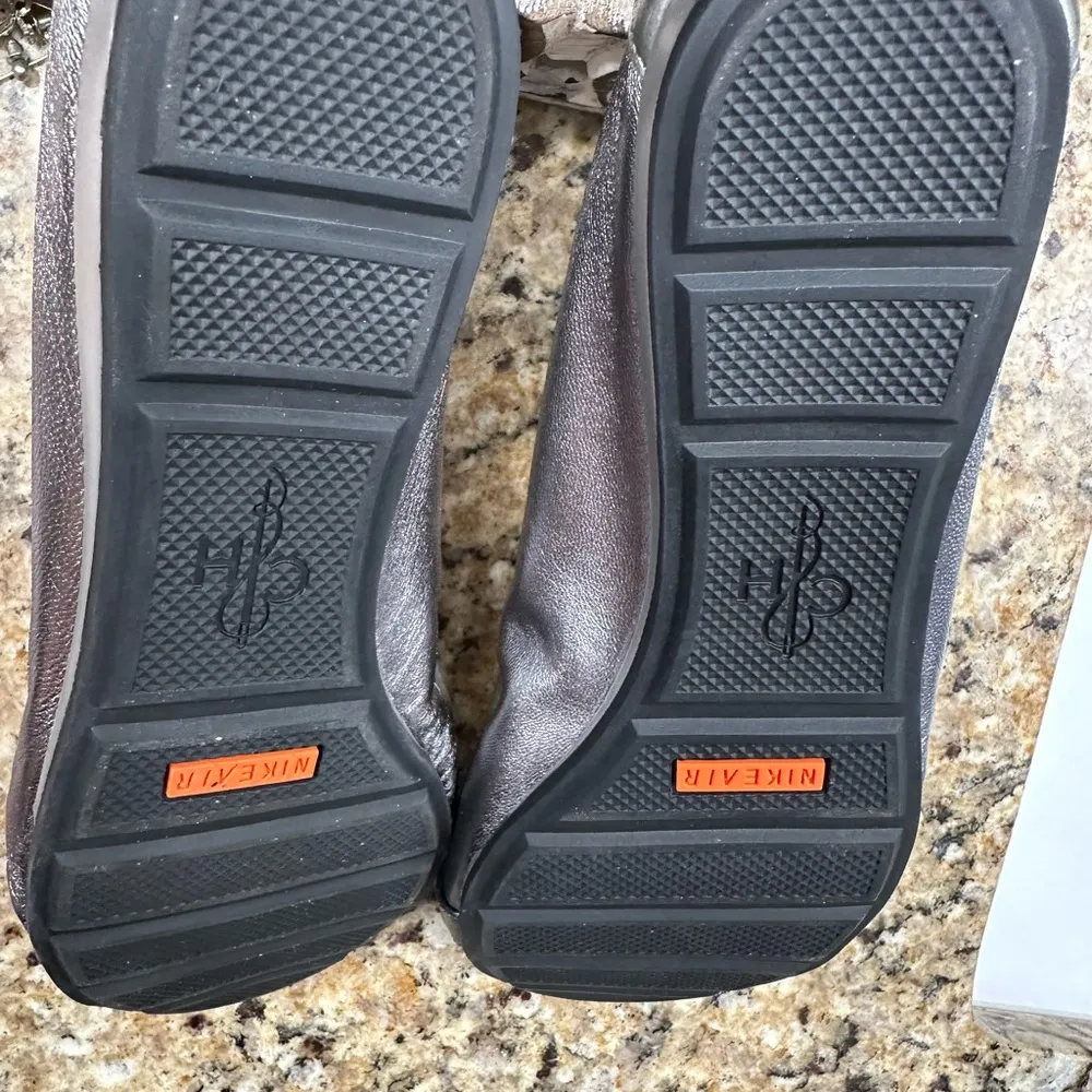 NWOB Cole Haan size 6.5 Monica bow ballet flats with Nike air soles - Image 3