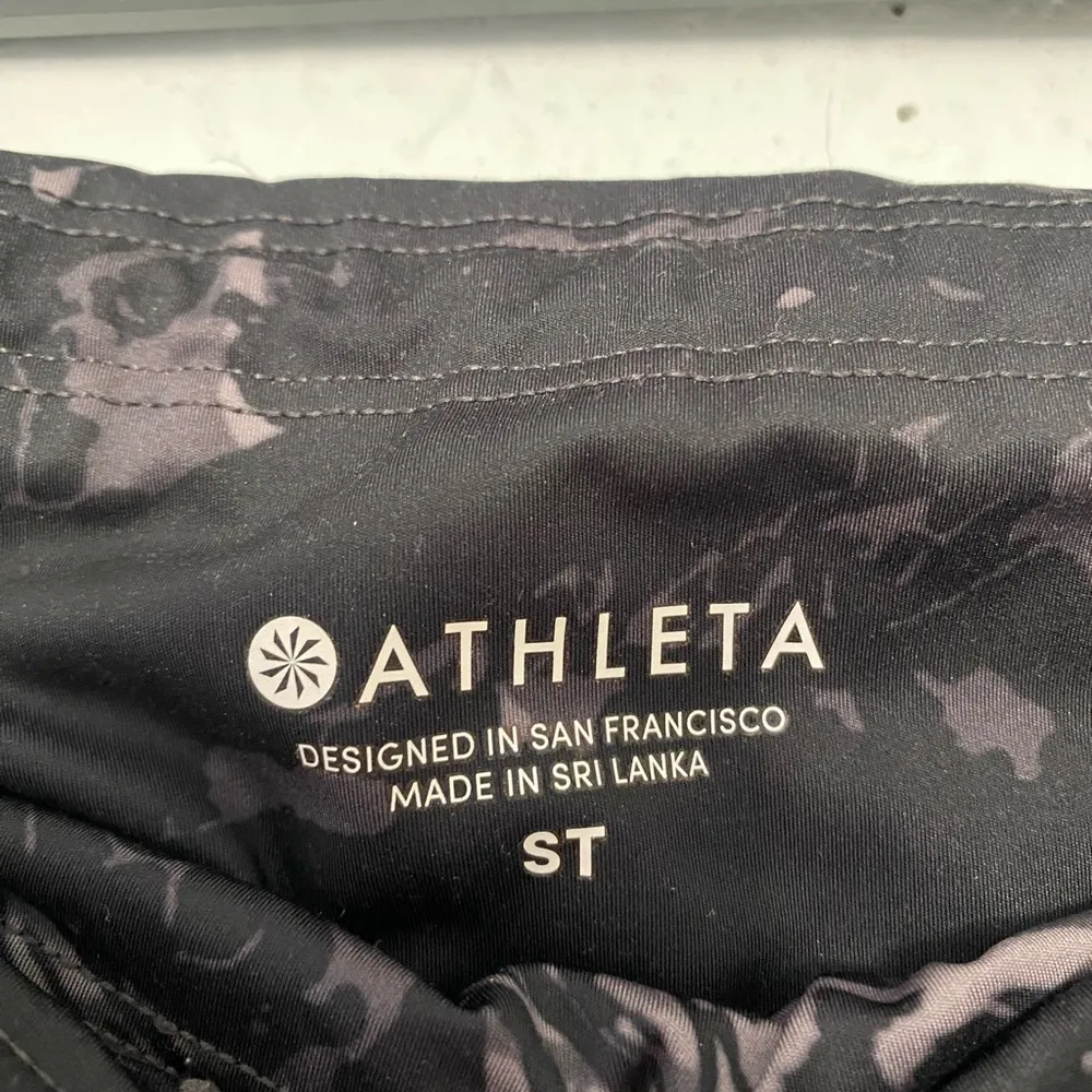 Athleta Velocity Stash Pocket Marble Black 7/8 Tight - Image 7
