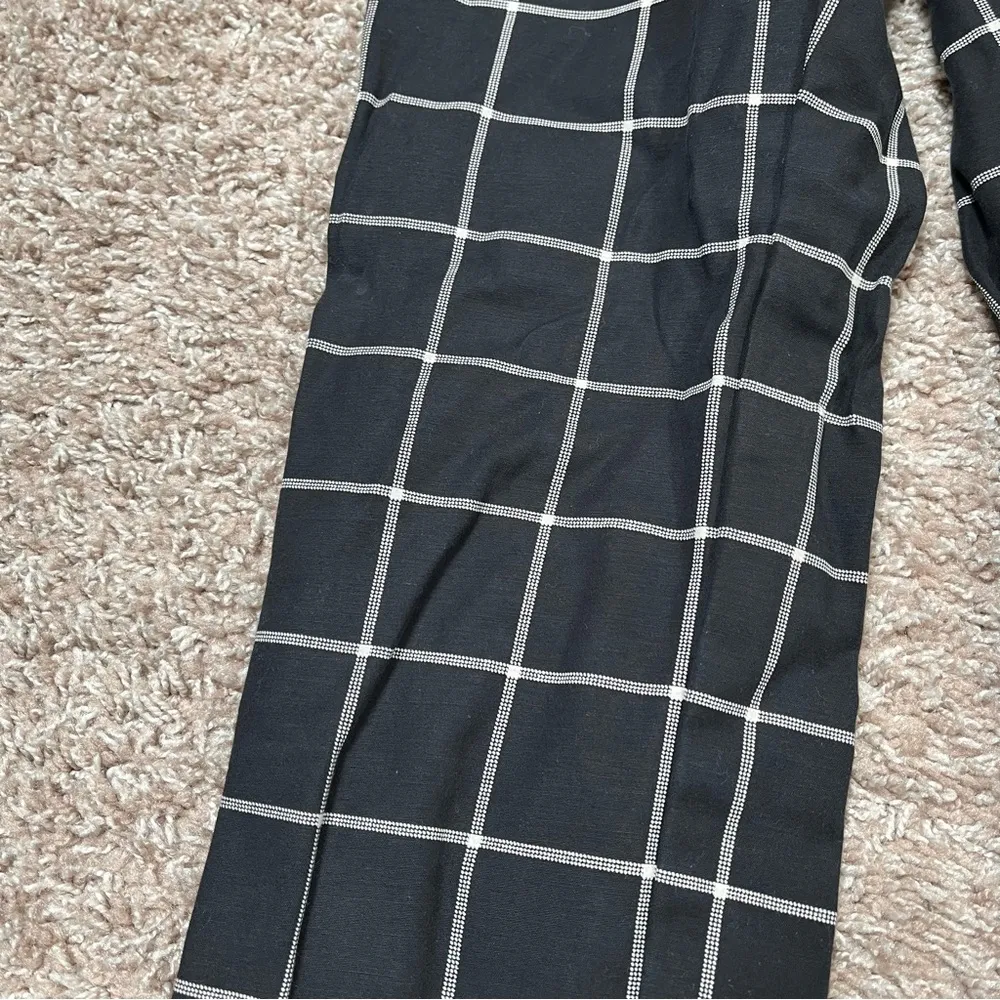 White House Black Market The Slim Ankle Pants - Image 2