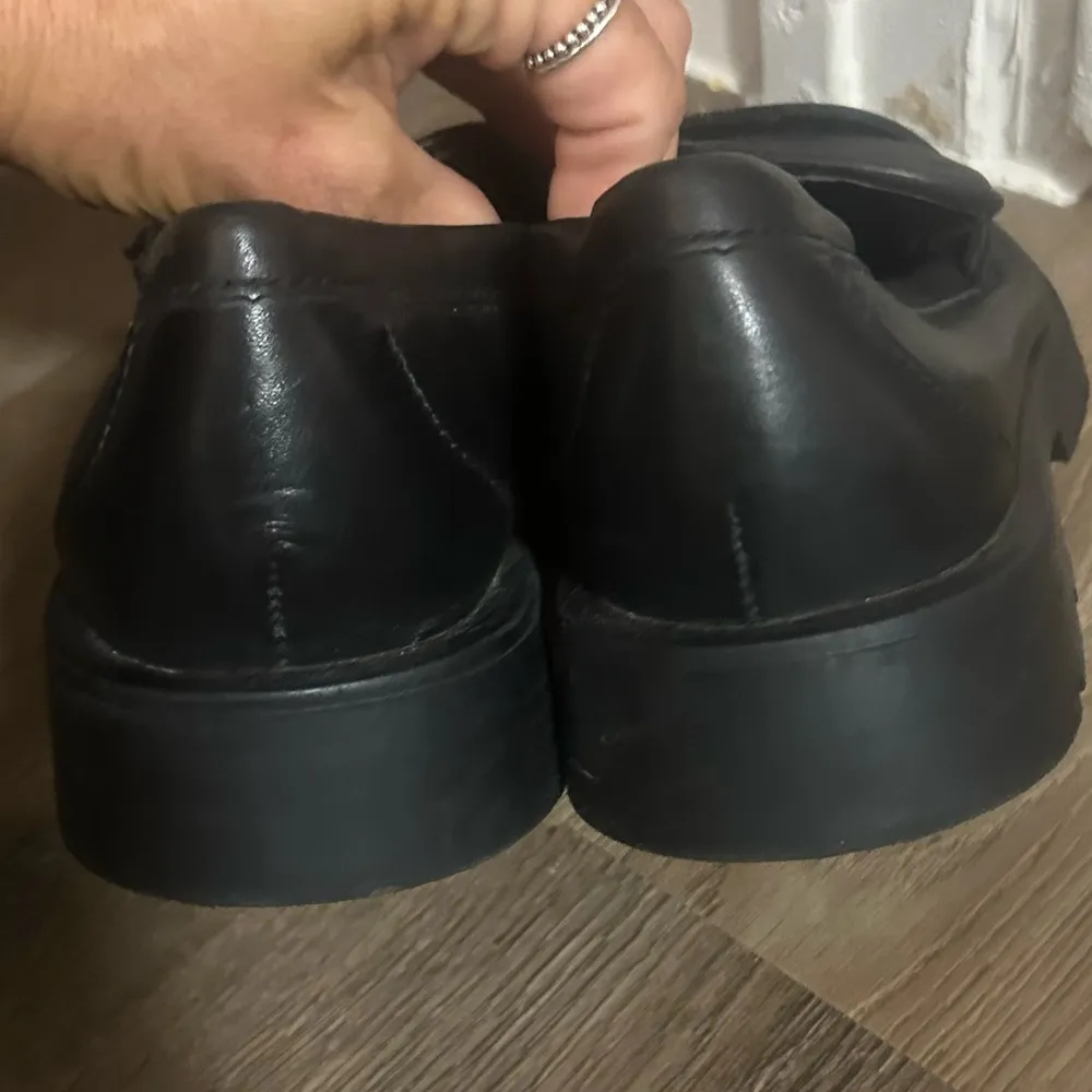 Dolce Vita Women’s Shoes Size 8.5 Black Leather Elias Chunky sole - Image 5