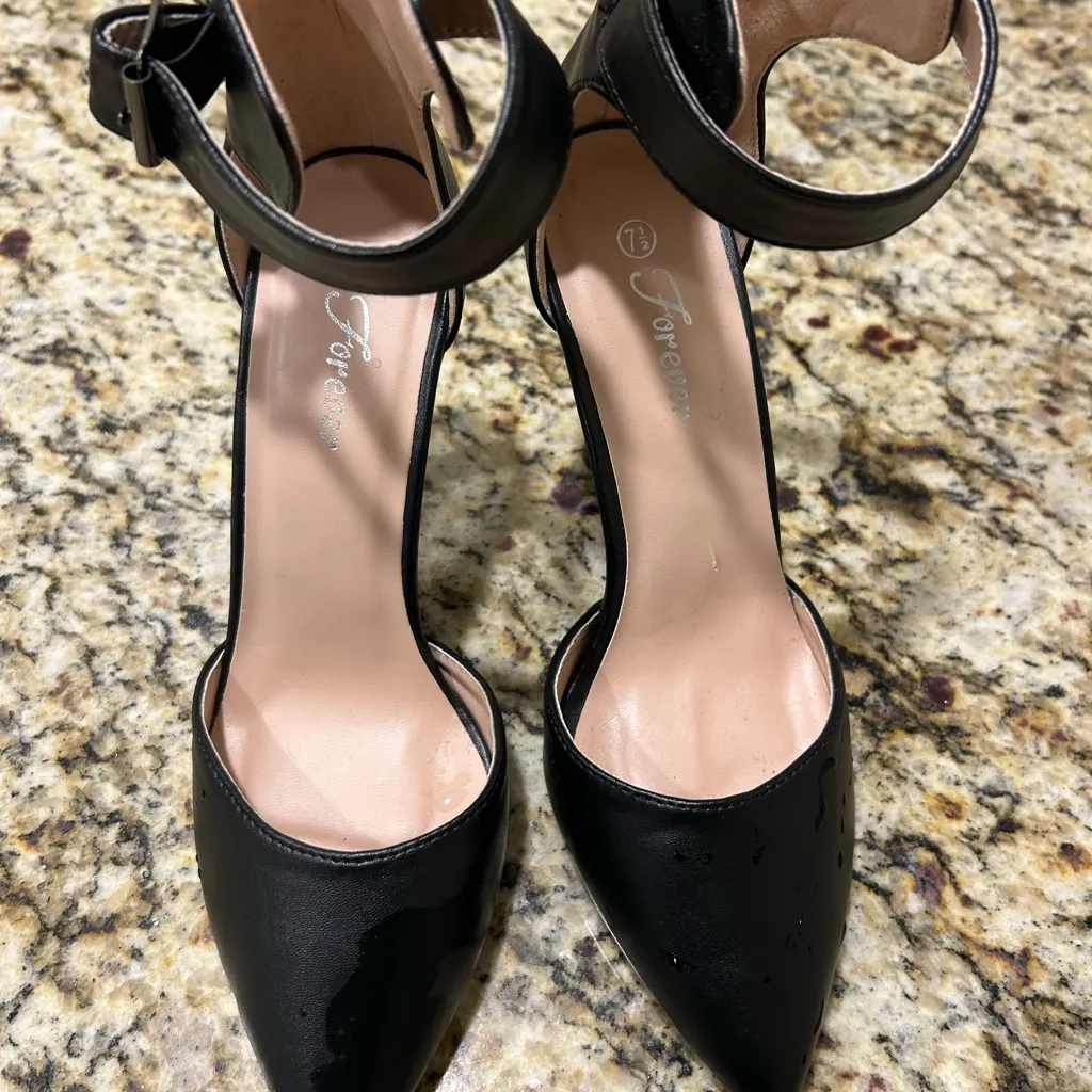 Forever 21 Elegant Black Heels 7 1/2 Luke NEW - Image 4