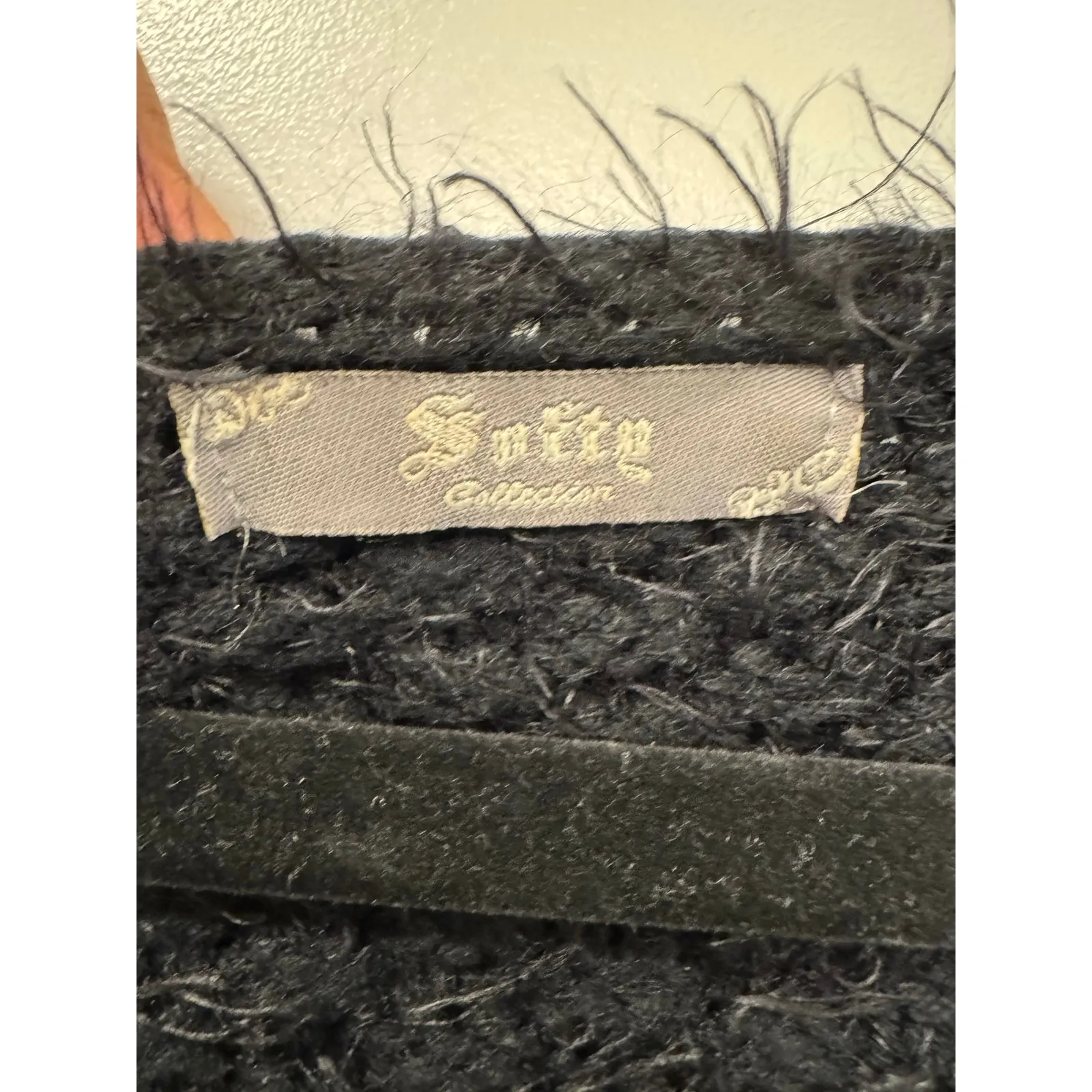 Cardigan Sweater Women's Black Acrylic Convertible Grandma Cozy Fuzzy Holiday Size M - Image 5