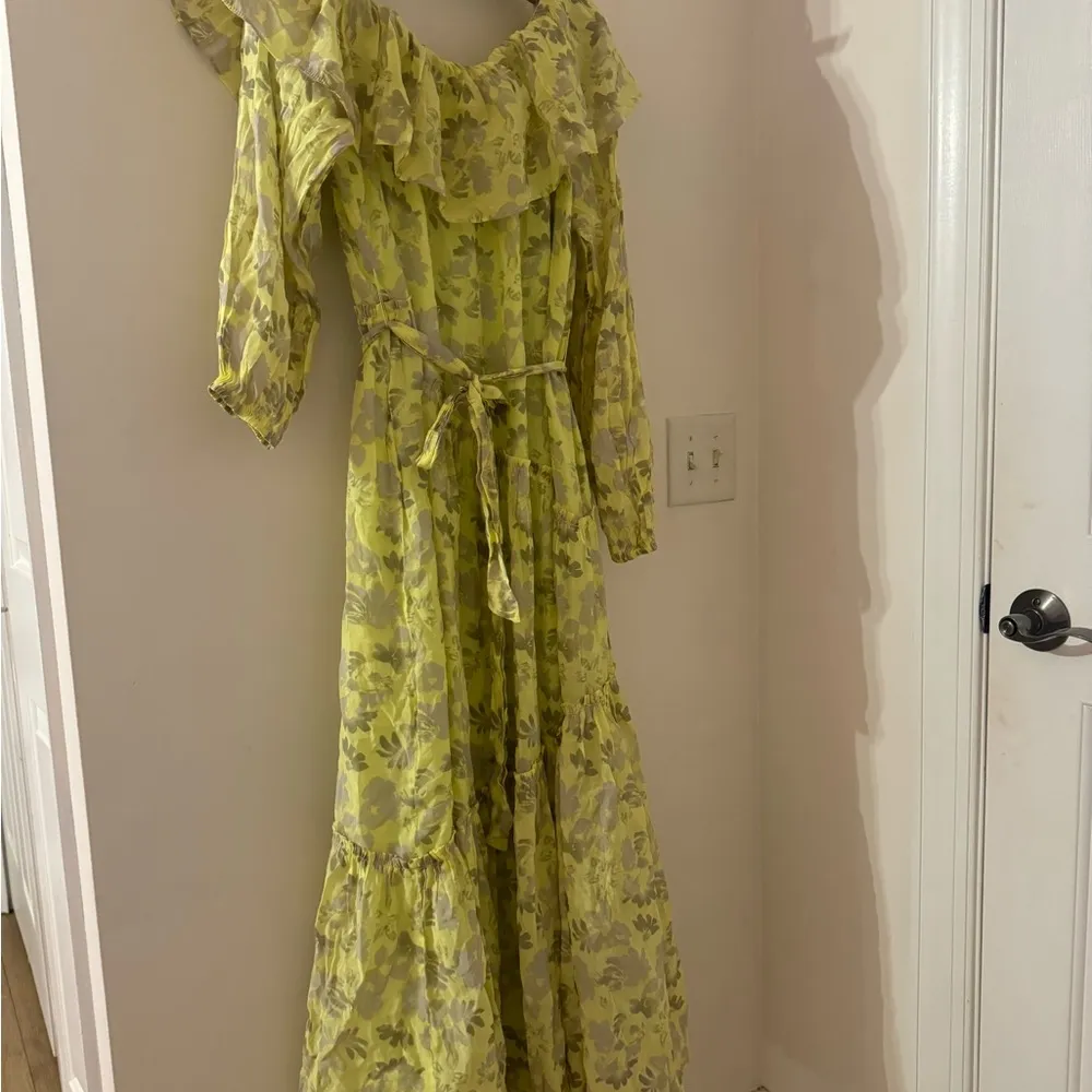 ASTR the Label Kaylani Dress in Yellow Grey Floral size XL - Image 2
