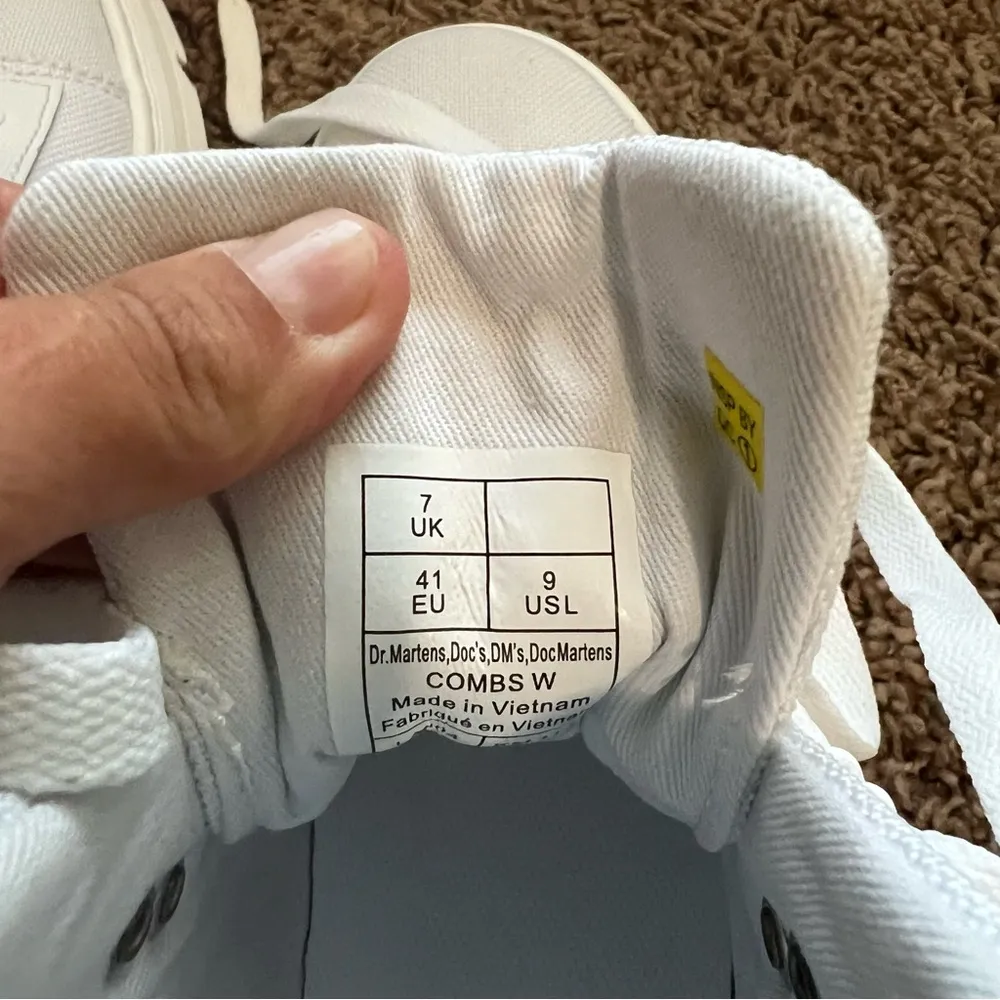 NEW  Women's Combs Poly Casual Lace Up Boot White Sz 9 - Image 7