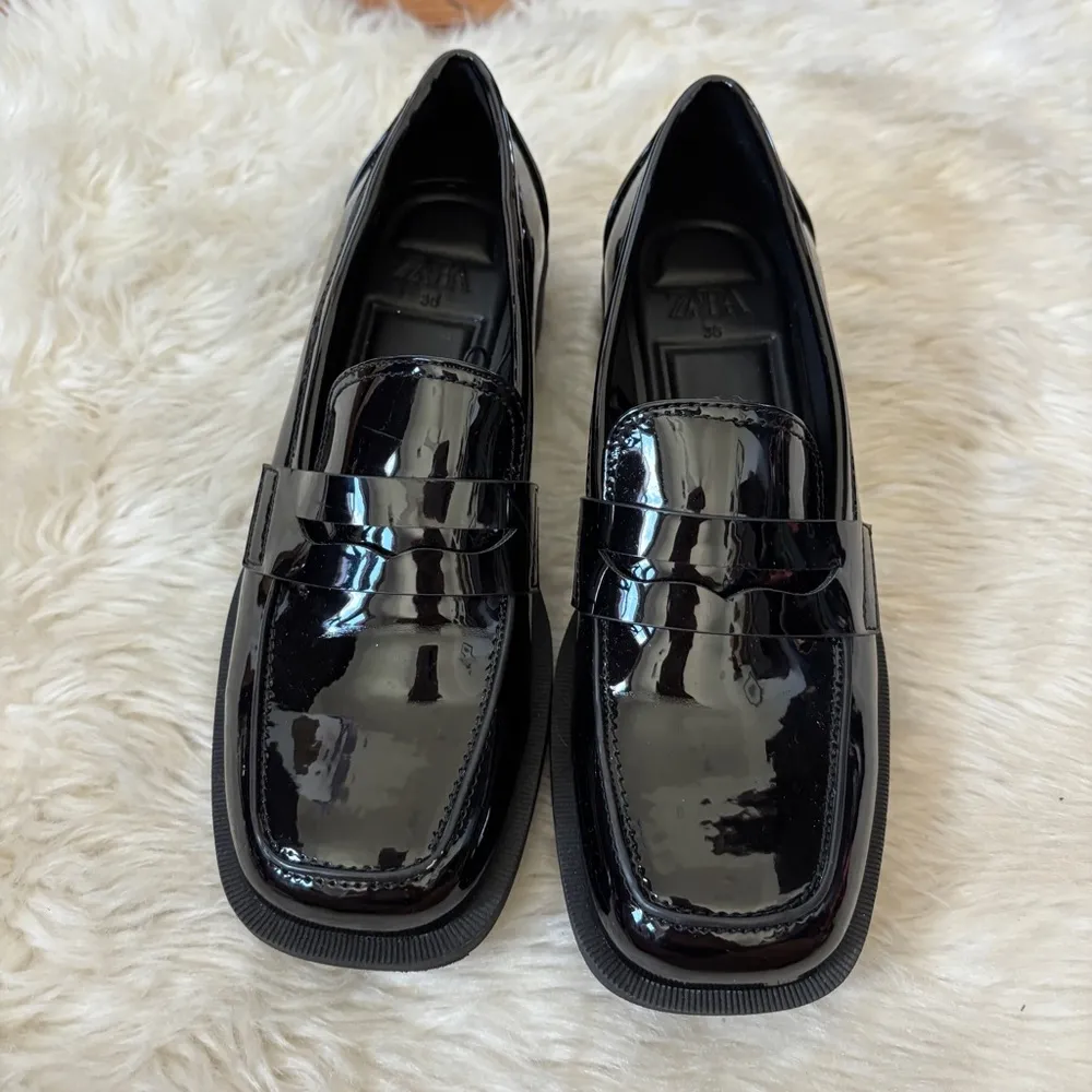 Zara Faux Patent Leather Solid Black Chunky Sole Loafers - Image 7