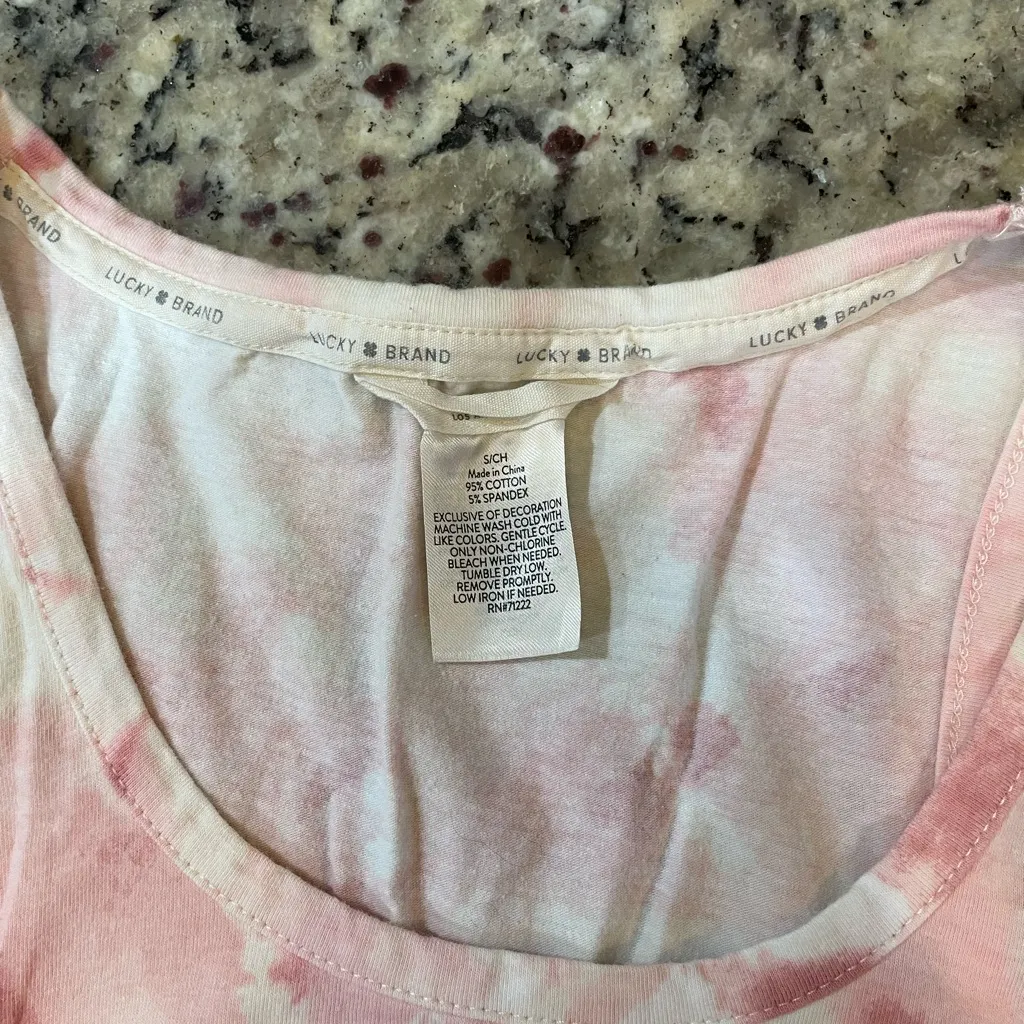 Lucky Brand Women's Pink and White Tank Top - Image 3