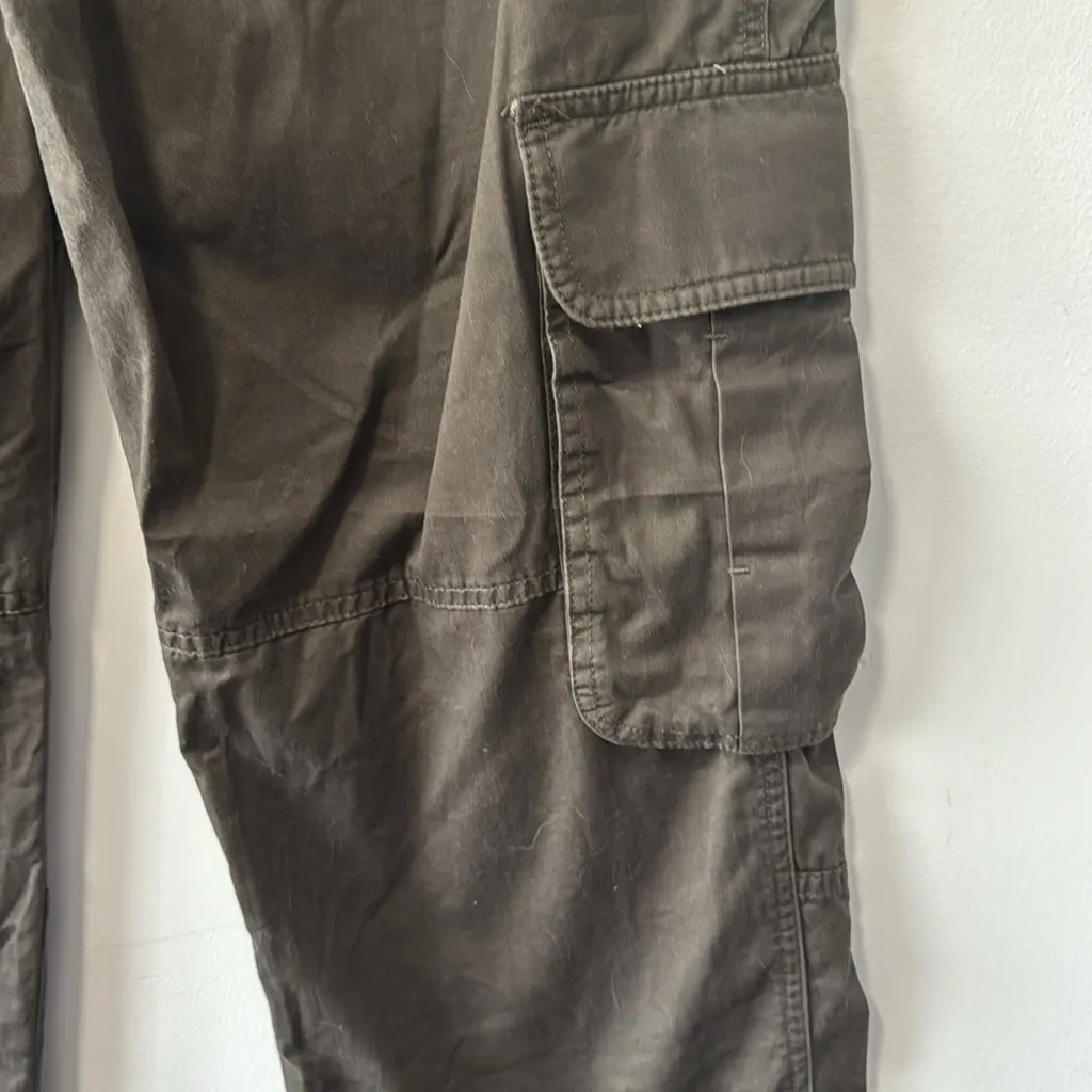 Abercrombie & Fitch Brown Cargo Pants in Size 10 or Size 30 - Image 7