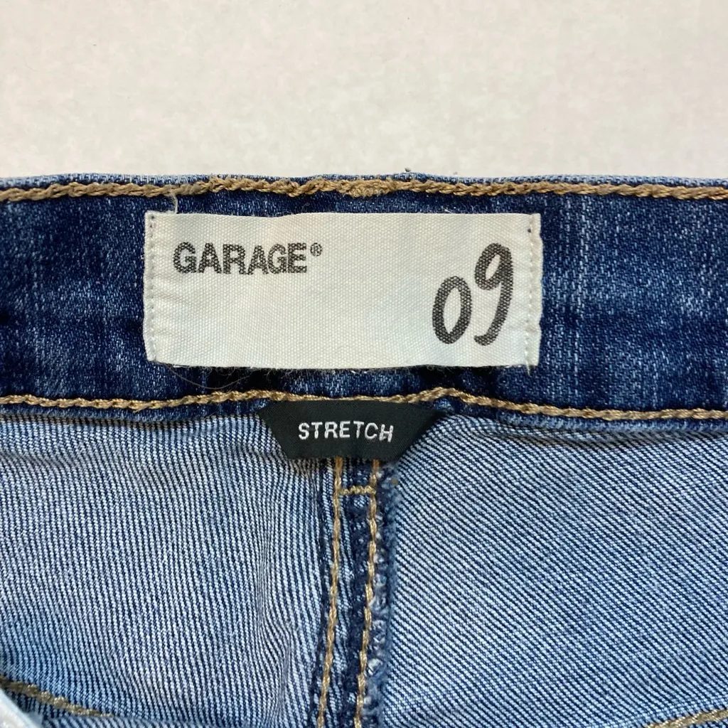 Garage(09) Medium Wash Distressed Retro High Rise Denim Shorts A195 - Image 2