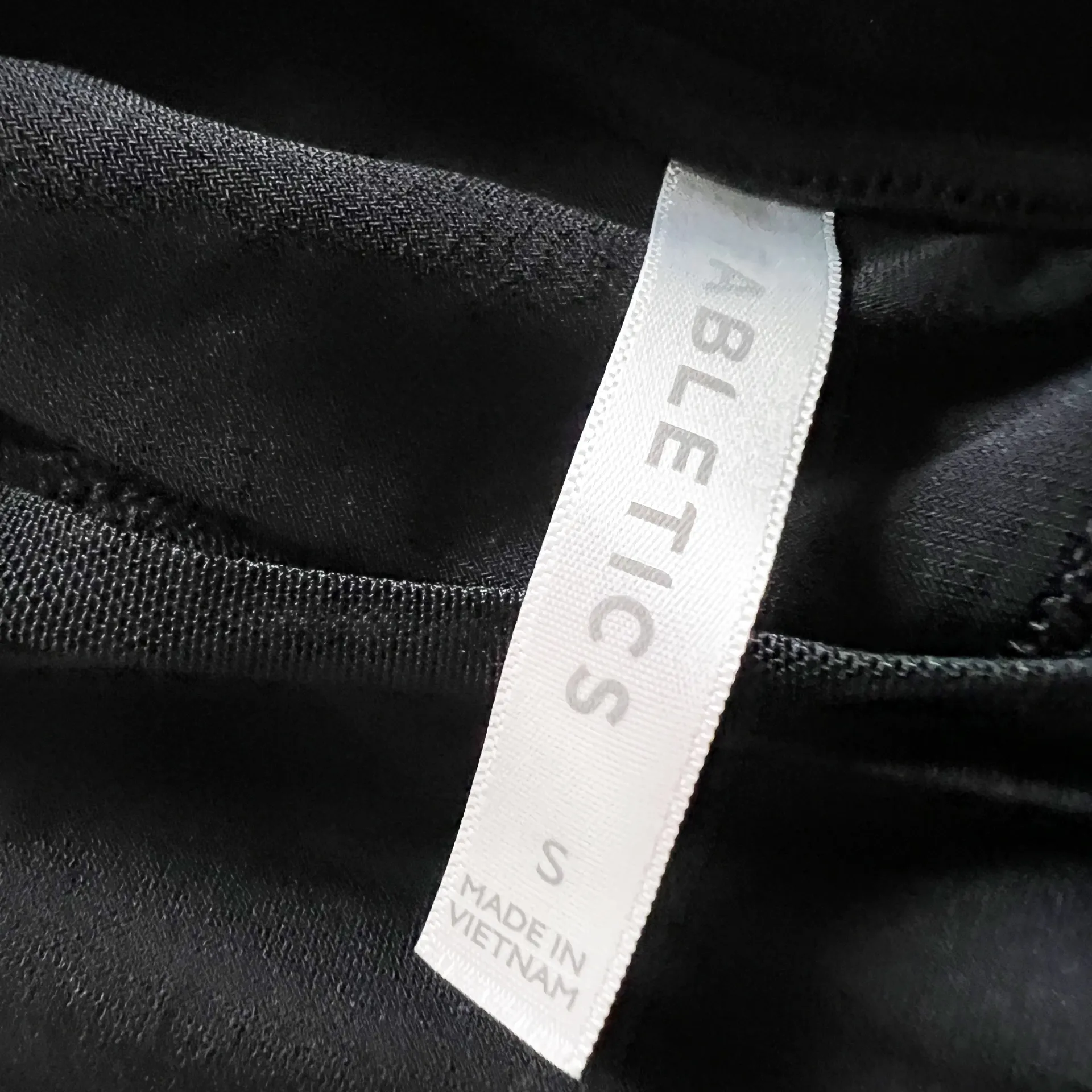 Fabletics Vivienne Cross Back Crew Neck Short Sleeve Work Out Tee Shirt Black S - Image 2