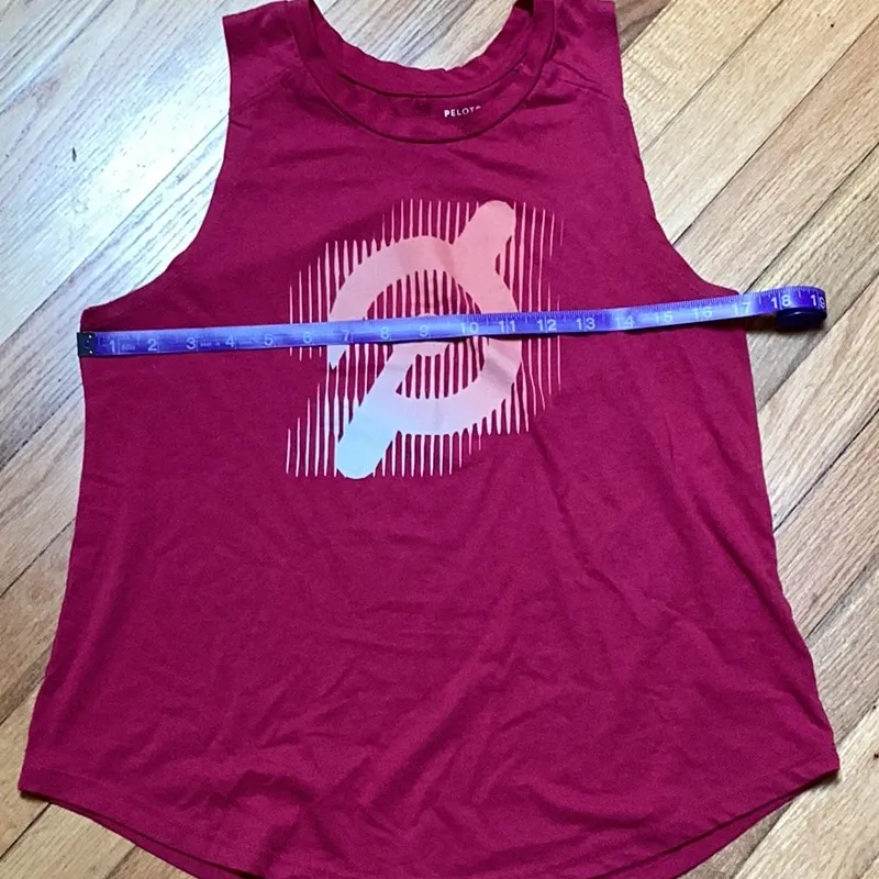 Peloton Peleton Studio Side Slit Muscle Tank - Size medium - Image 8