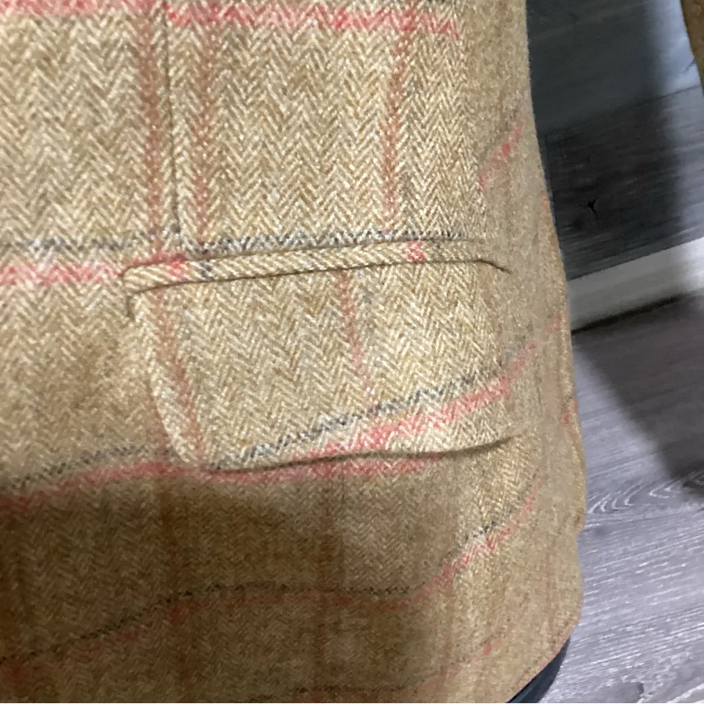 VTG WOMANS Brooks Brothers Beige Plaid Blazer - Image 5