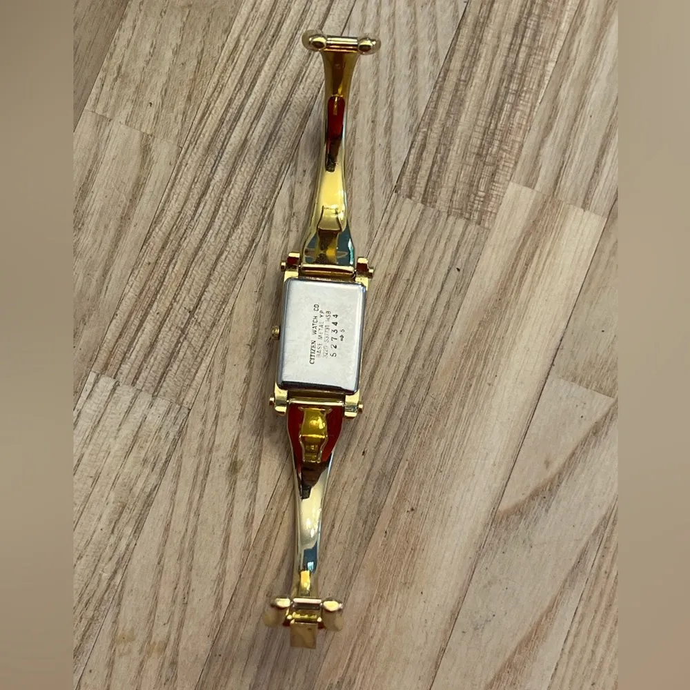 Citizen Ladies Watch Gold Tone Bangle Bracelet Rainbow Pearl Rectangular Dial - Image 8