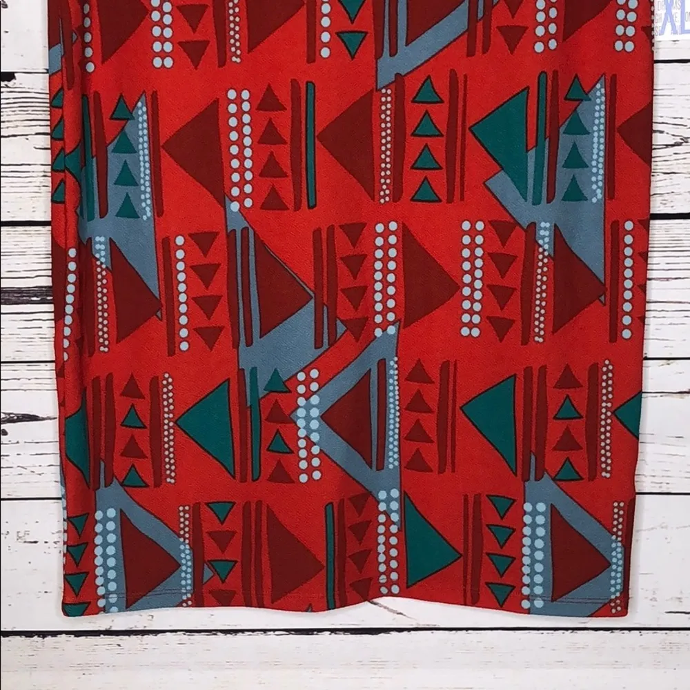 LuLaRoe NWT Size XL Red & Gray Geometric Cassie Straight Pencil Skirt - Image 3