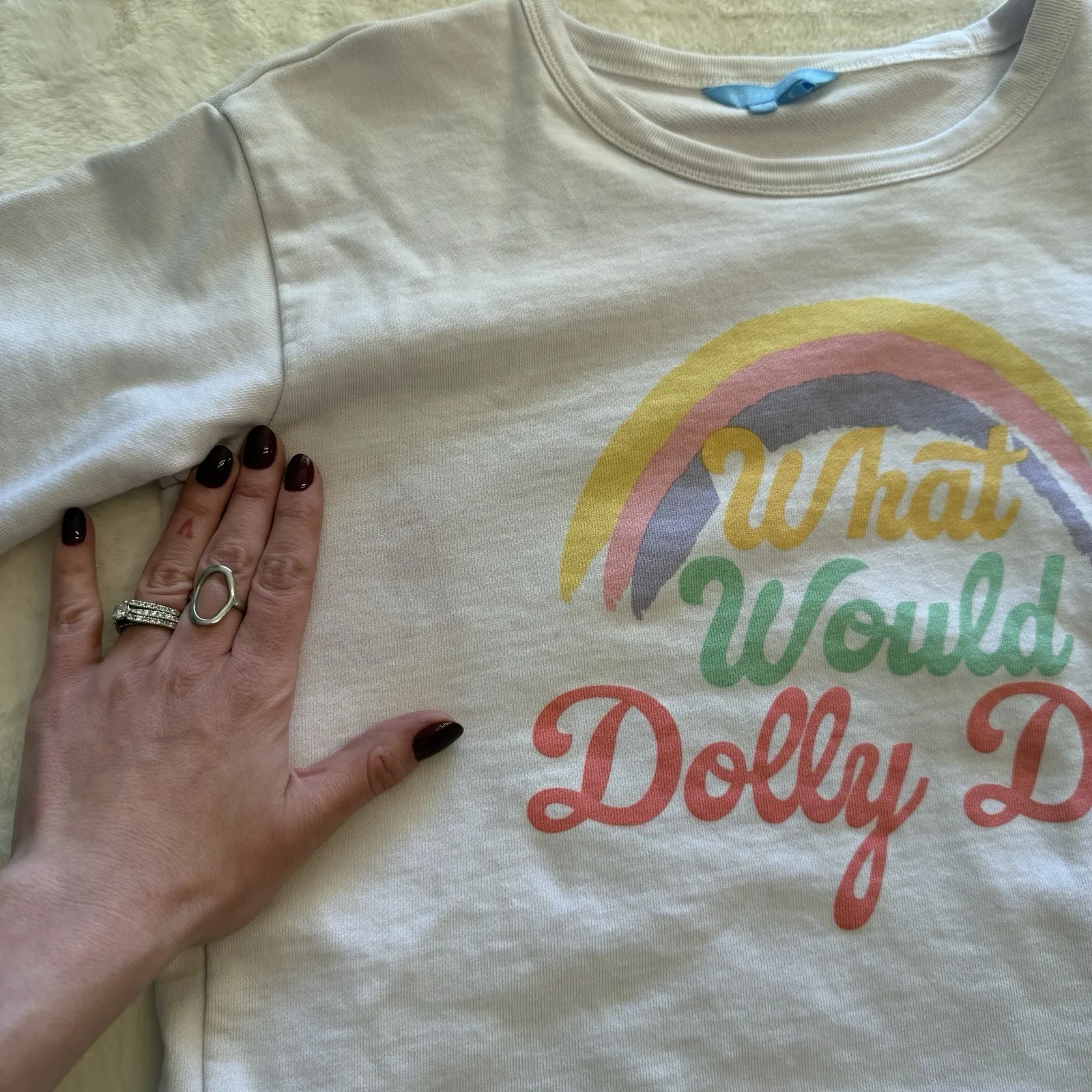 Draper James What Would Dolly Do Sweatshirt XS White Rainbow Graphic Crewneck - Image 10