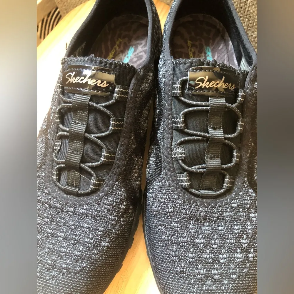 Skechers Black Comfy Strolling Slip On Memory Foam Womens Athletic Walking Sz 7 - Image 5