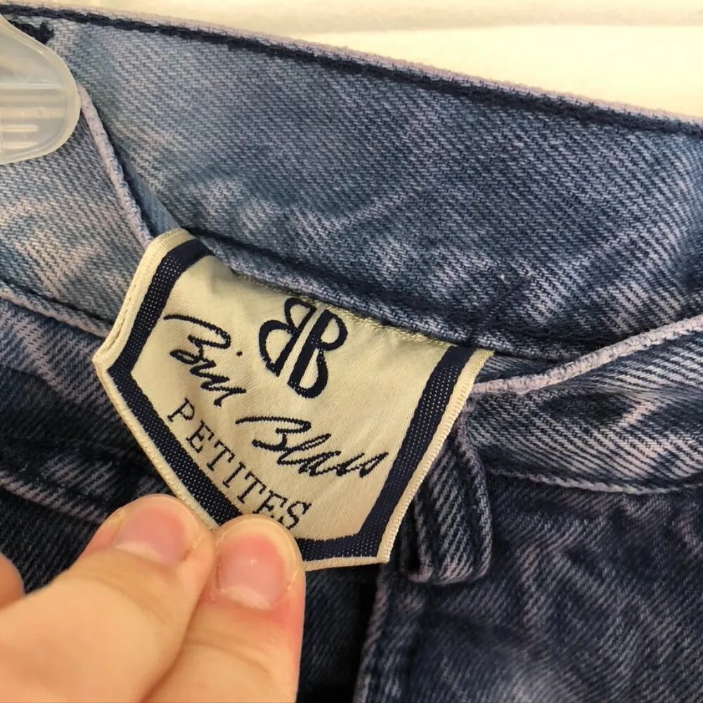 VINTAGE BILL BLASS PETITE Acid Wash High Waisted Straight Leg and/or Mom Jeans Blue Size undefined - Image 4