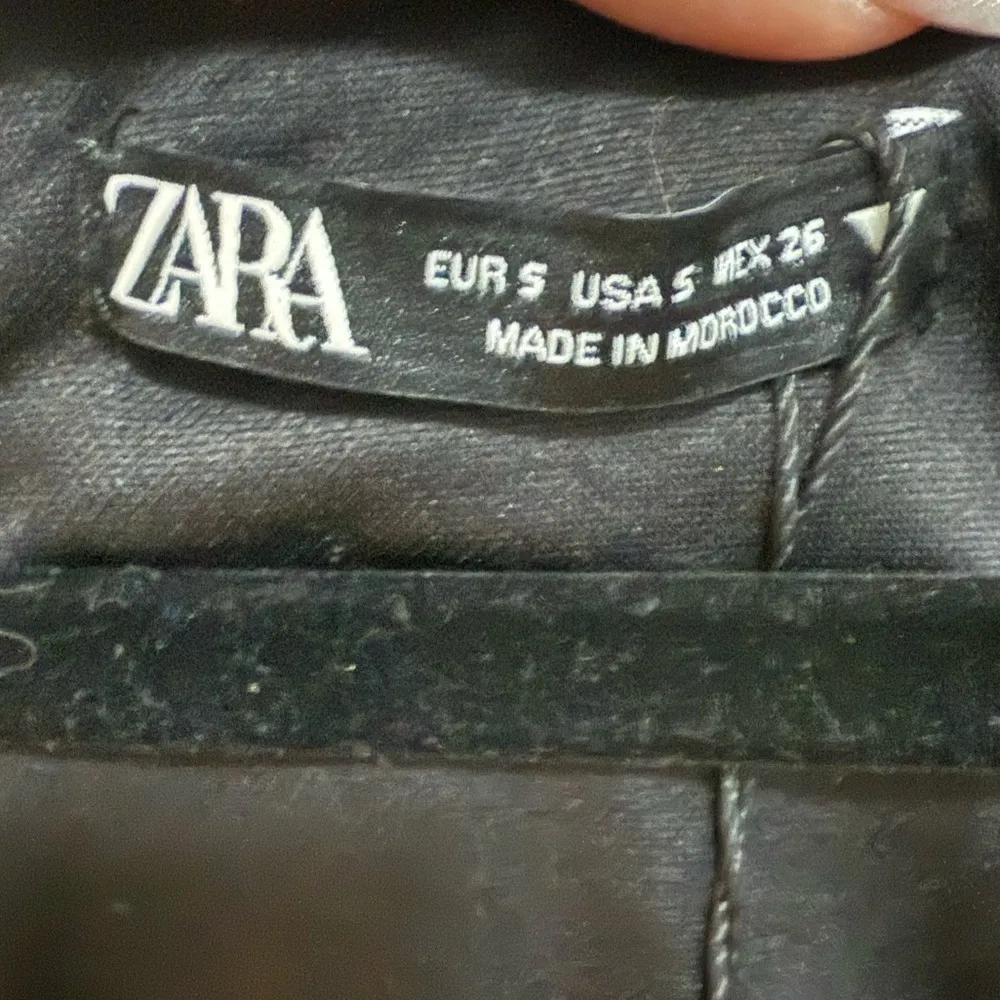 Zara Black Pink Green Floral Print Crop Top Small Sweetheart Neck Long Sleeve - Image 10