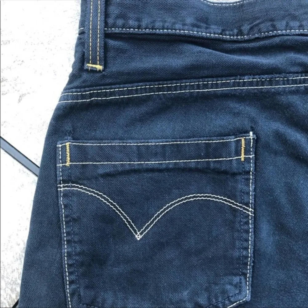 Levi’s Silver Tab Distressed High Waist Cut Off Jean Shorts Sz 31 - Image 7