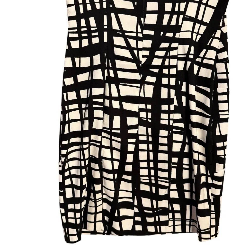 Cb Established 1962  Chic Black & White Modern Pattern Form Fitting Midi Dress- 8 - Image 3