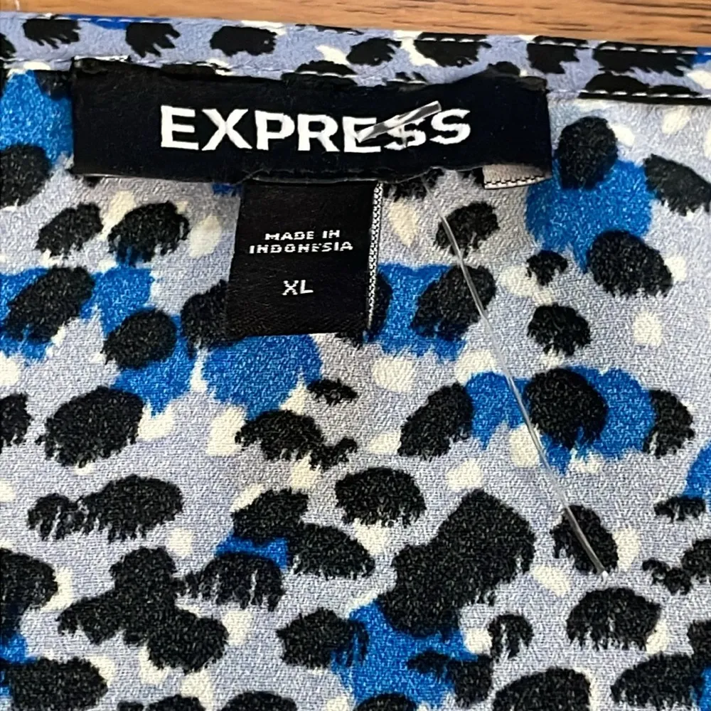 Express Women’s Leopard Print Twist Front Tiered Ruffle Peplum Top Size XL - Image 9