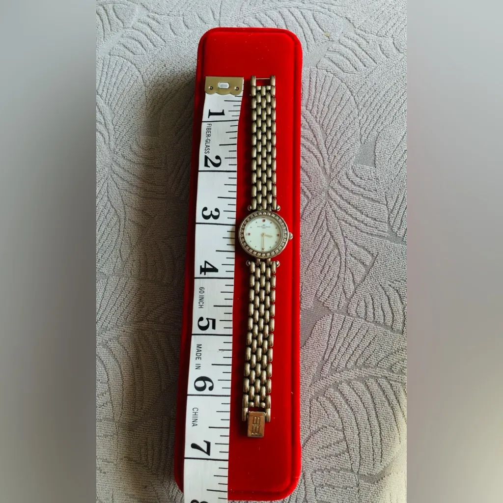 Beautiful 💖 BALENCIAGA💖 watch for lady🌹 - Image 6