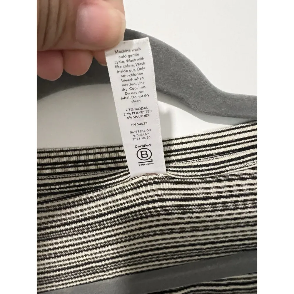 Athleta Women's Cloudlight Stratus Striped Gray Black Long Sleeve Top 657835 (S) - Image 5