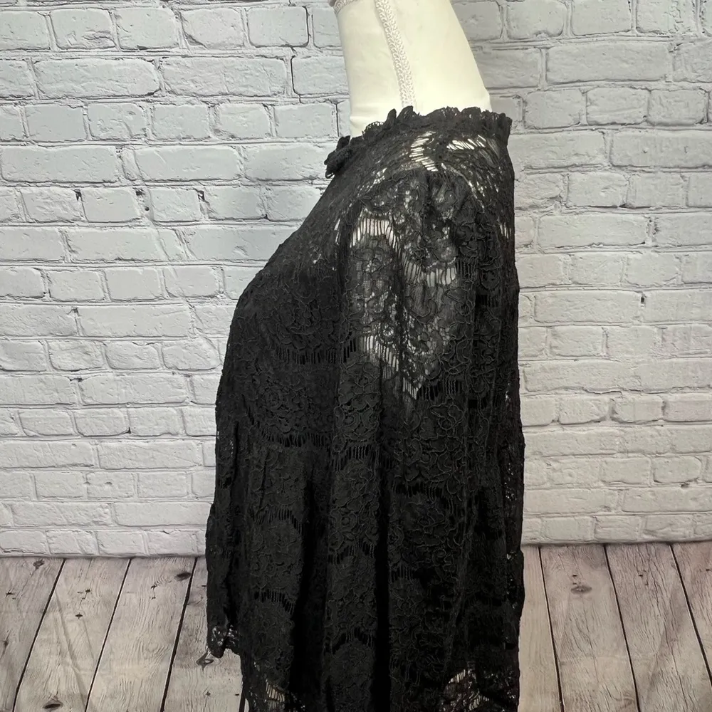 NWT Monteau Los Angeles black lace overlay top size xl - Image 9