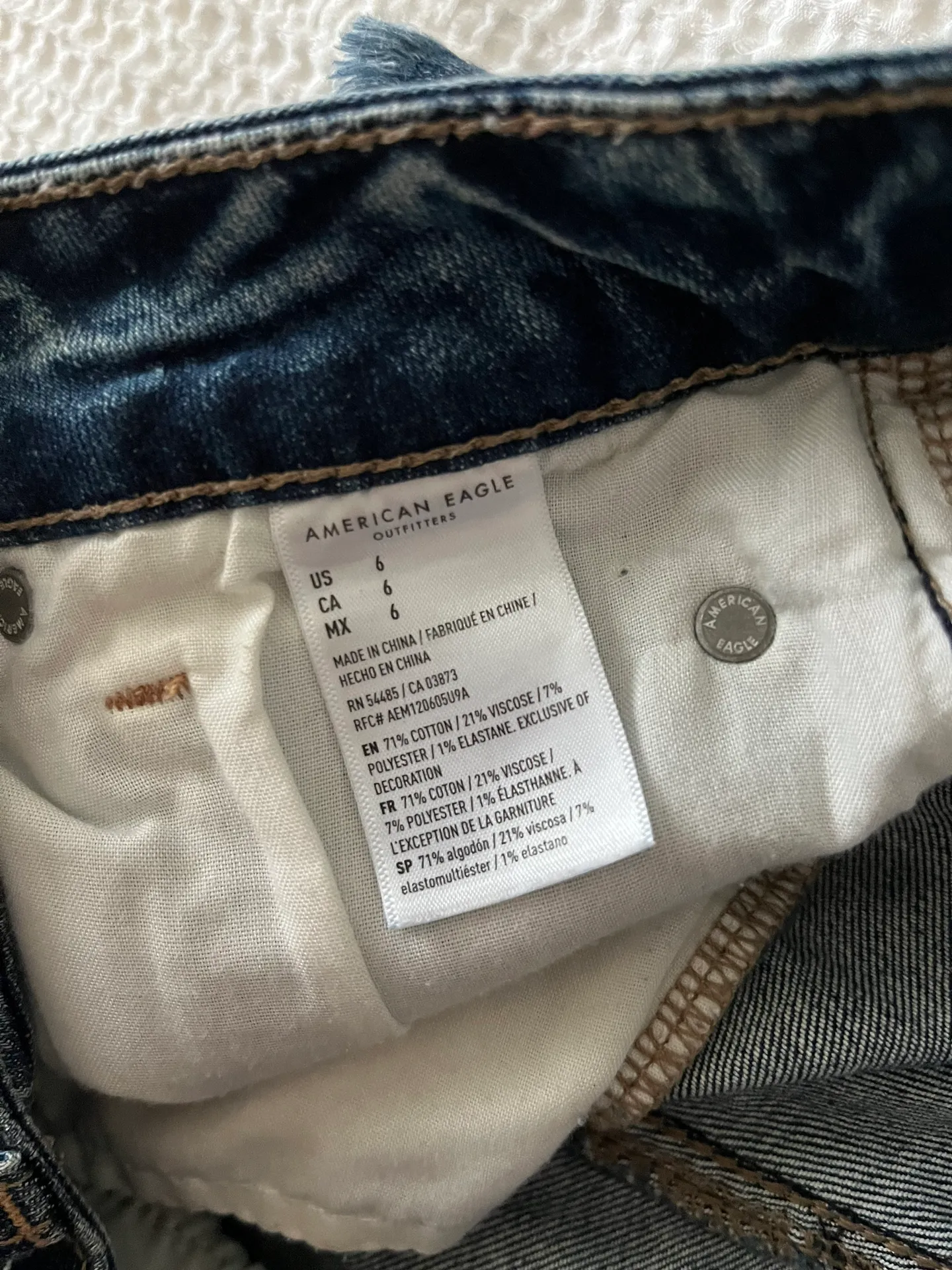 American Eagle Outfitters Shorts - Image 4