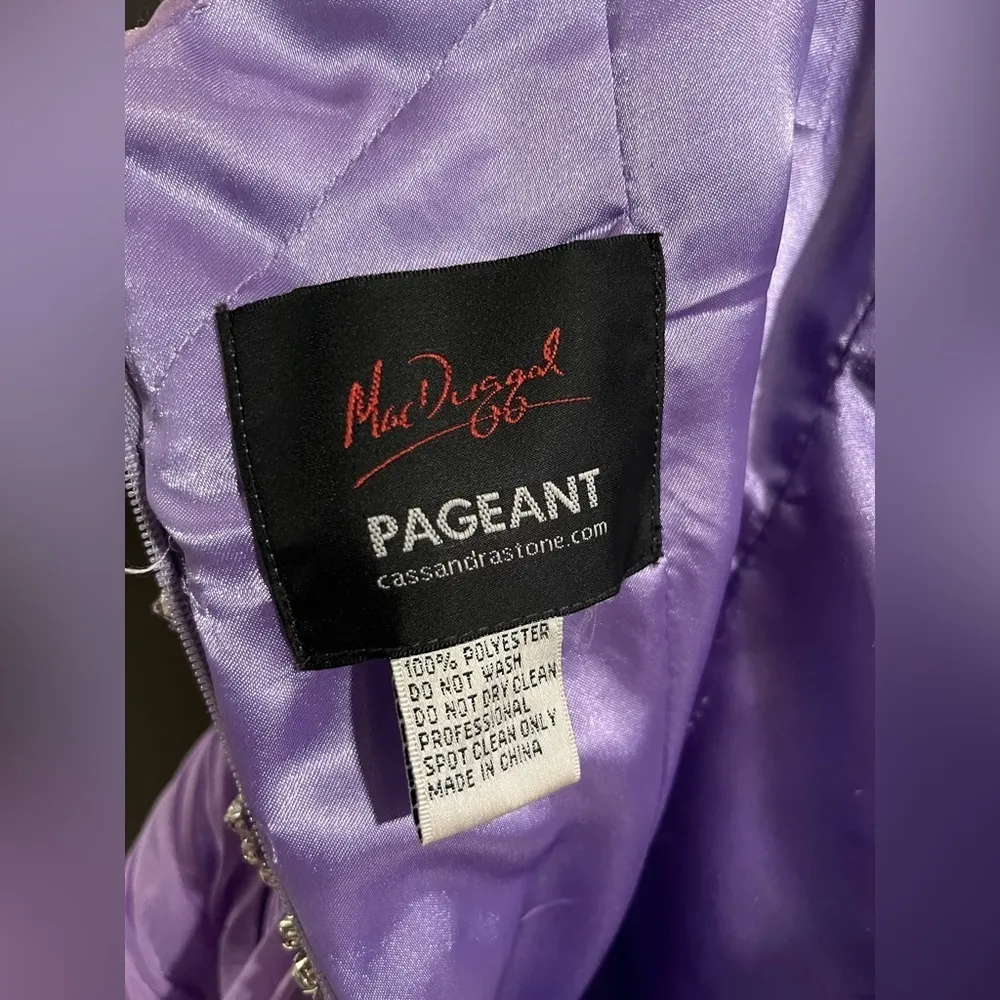 Mac Duggal Lavender Rhinestone Chiffon Custom  Pageant Collection Size 4 - Image 8