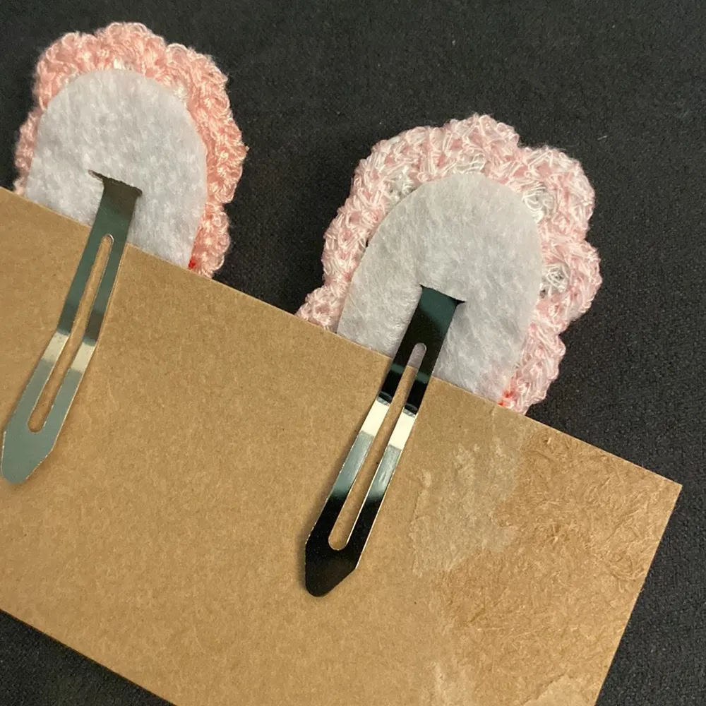 ROMWE Anime 2pcs Floral Embroidery Hair Clip - 261 - Image 3