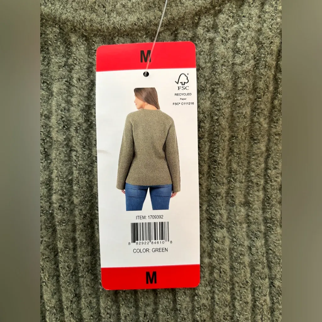 NWT Fever Ribbed Crewneck Sweater with Bell Sleeves Size Medium Green - Image 12