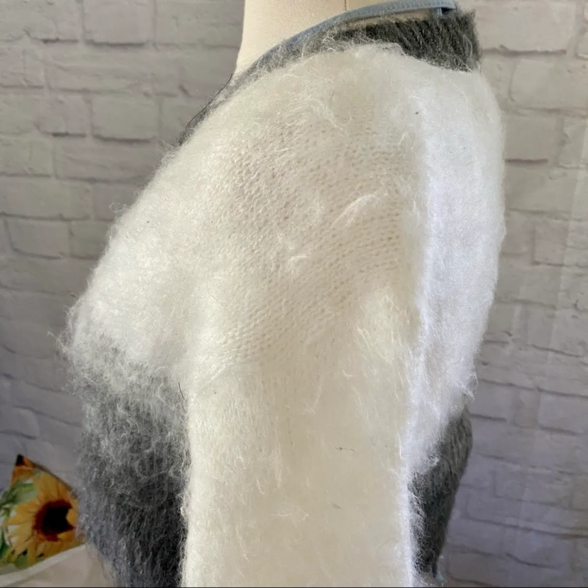 NWT Fuzzy Cropped Cardi - Image 10