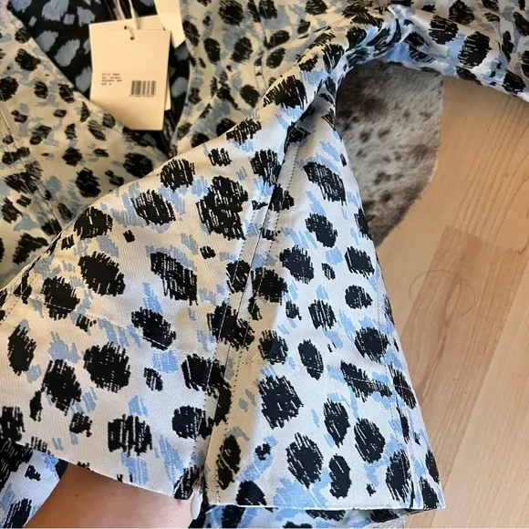 GANNI NWT Jacquard V-Neck Puff‎ Sleeve Blouse in Leopard Print Size 34 XS - Image 12