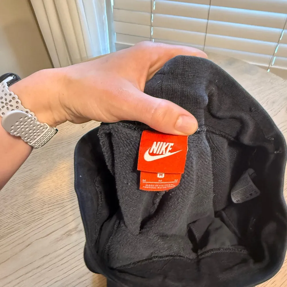 Vintage Nike Rally Joggers Pants Women's mediumBlack Red Tab  Pockets Gold Print - Image 2