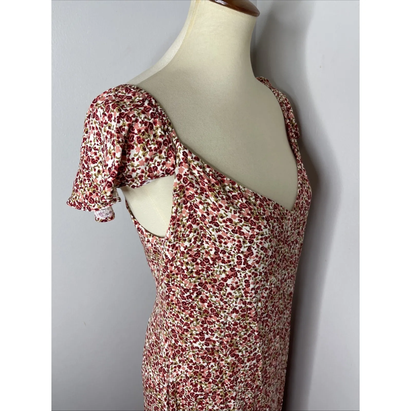Reformation Baxley Dress‎ in Red Floral Sz 12 - Image 6