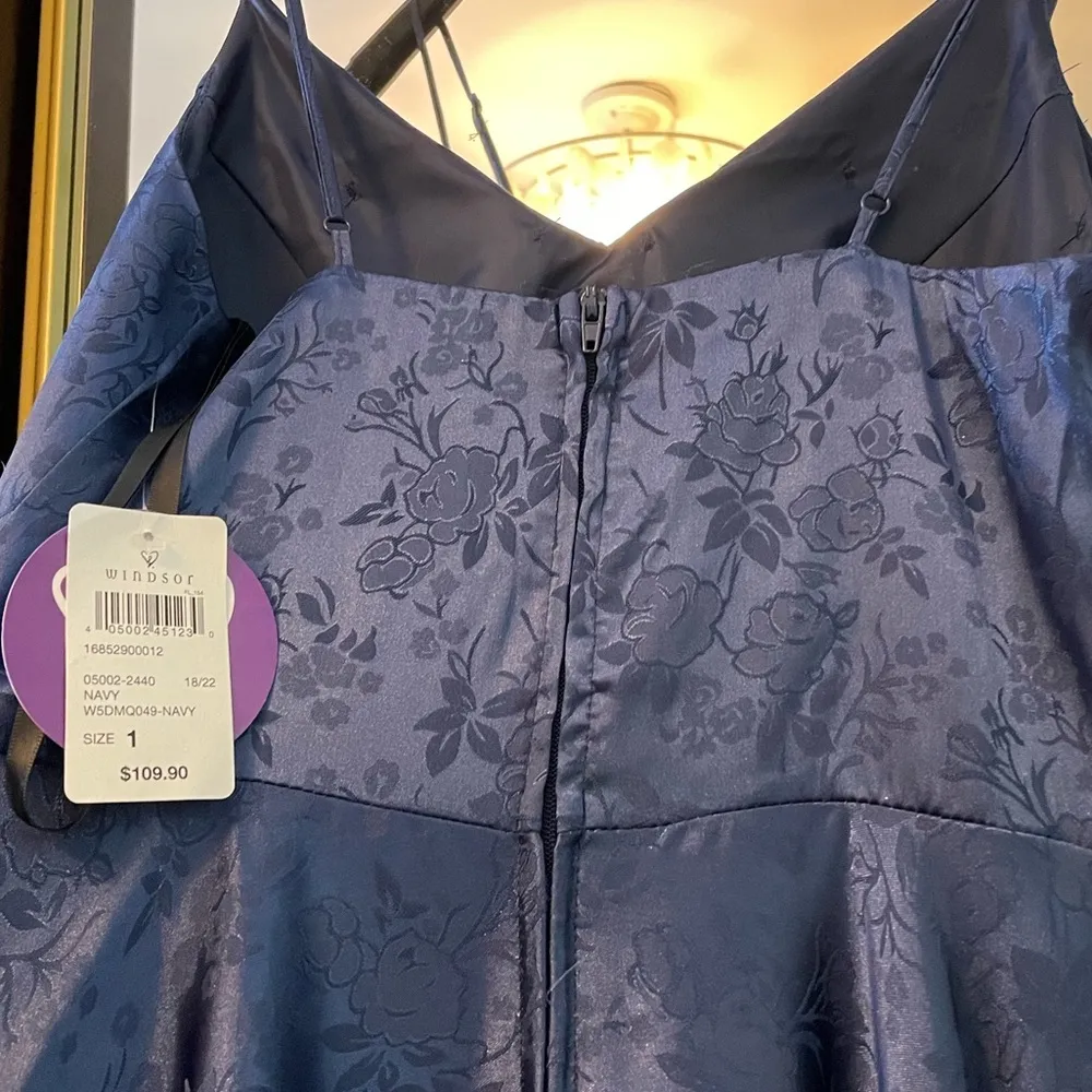 Windsor Gown - Image 4