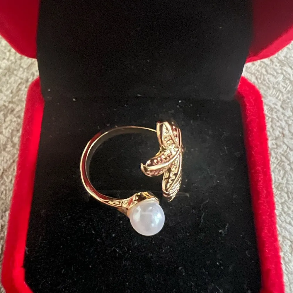 10k Gold Plated Imitation Pearl Starfish Shell Rings for Women Size 6 - Image 3